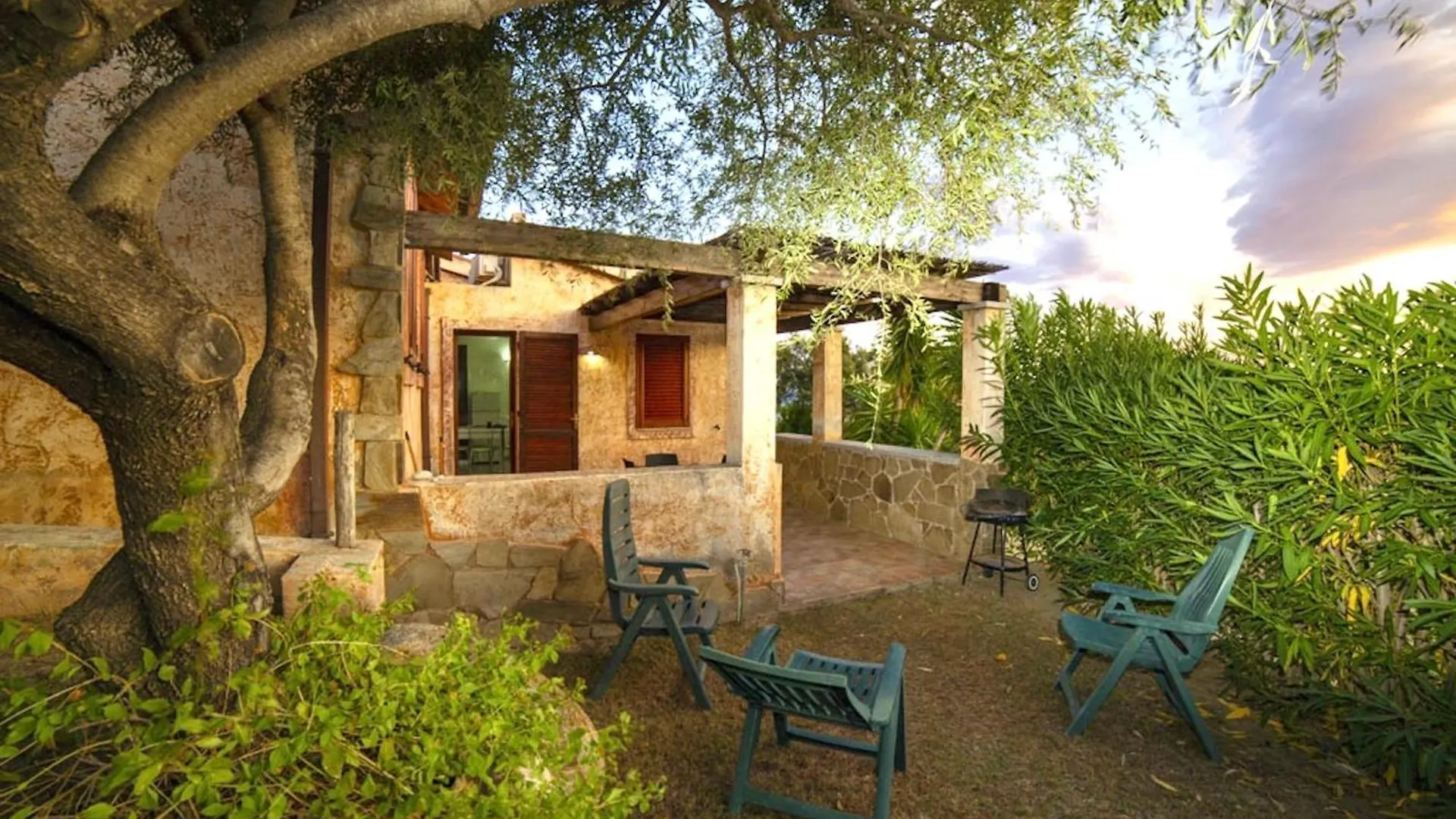 Villas In Porto Corallo Just 400 Meters From The Sea Villaputzu Italien